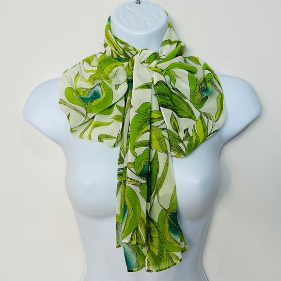 Calvin Klein Green & Blue Floral Print Rectangular Scarf - Picture 3 of 9